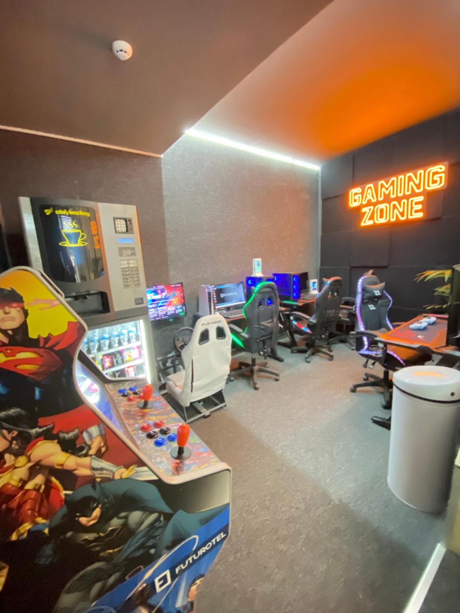 Futurotel Space Spa Garden 格拉纳达 外观 照片