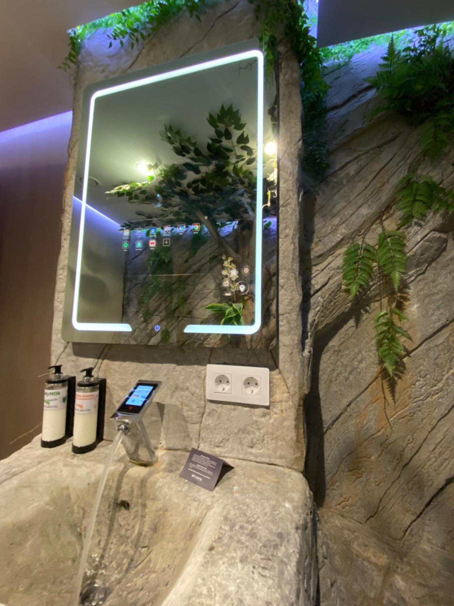 Futurotel Space Spa Garden 格拉纳达 外观 照片