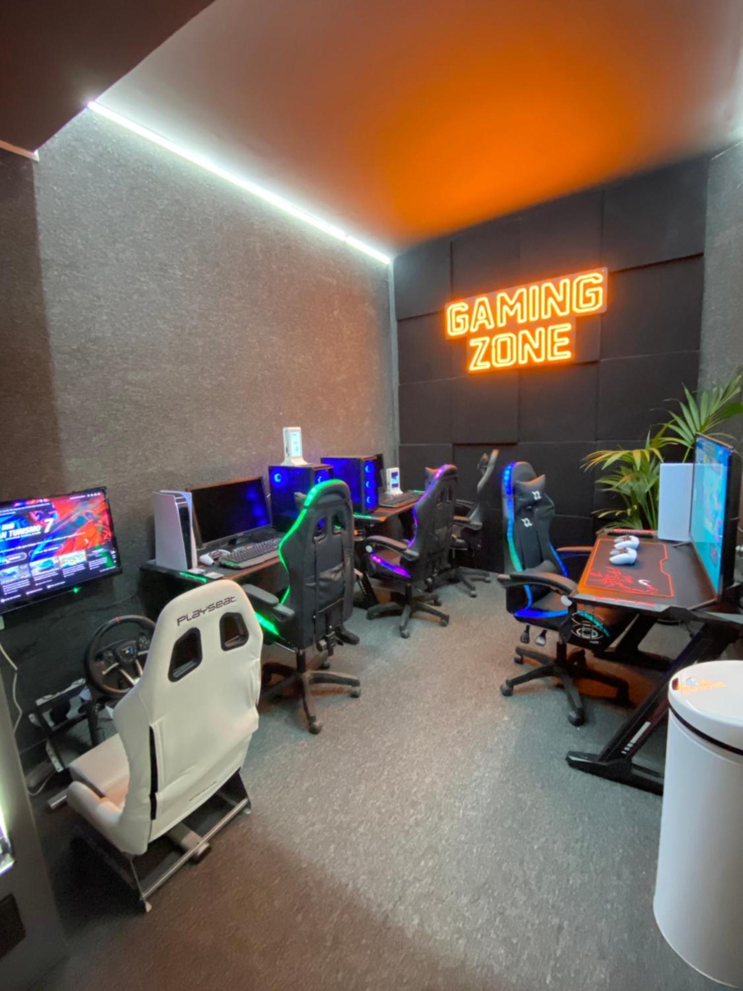 Futurotel Space Spa Garden 格拉纳达 外观 照片
